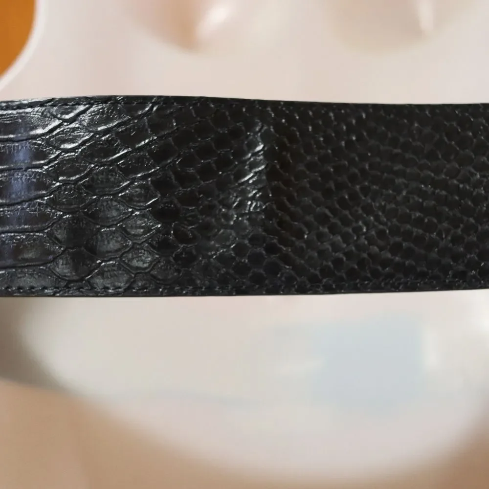 Banana Republic Chunky Wide Faux Leather Croc Textured Belt Y2K Small